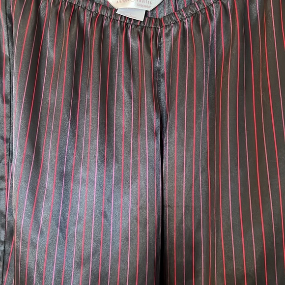 Silky, Lightweight Sleep Pants - Picture 4 of 6